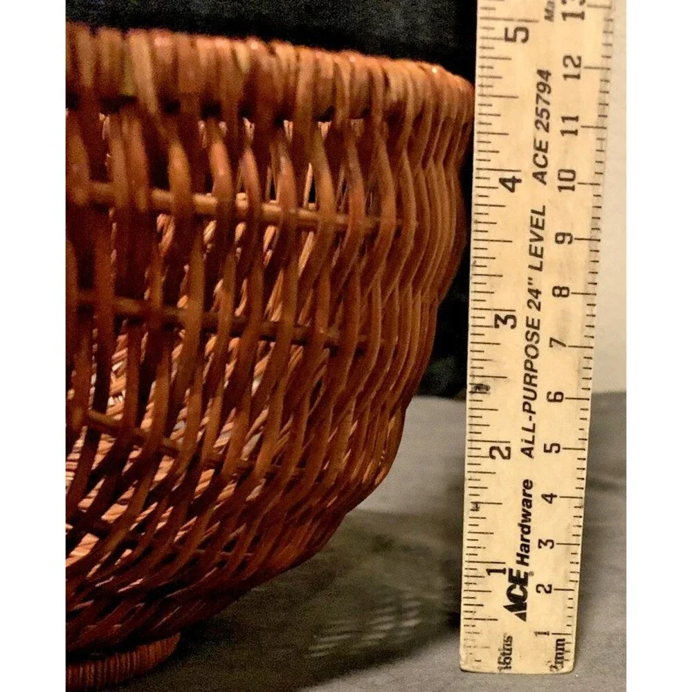 VTG Handwoven Reed Melon Basket, Half God’s Eye, Oval Egg Gathering Cottagecore